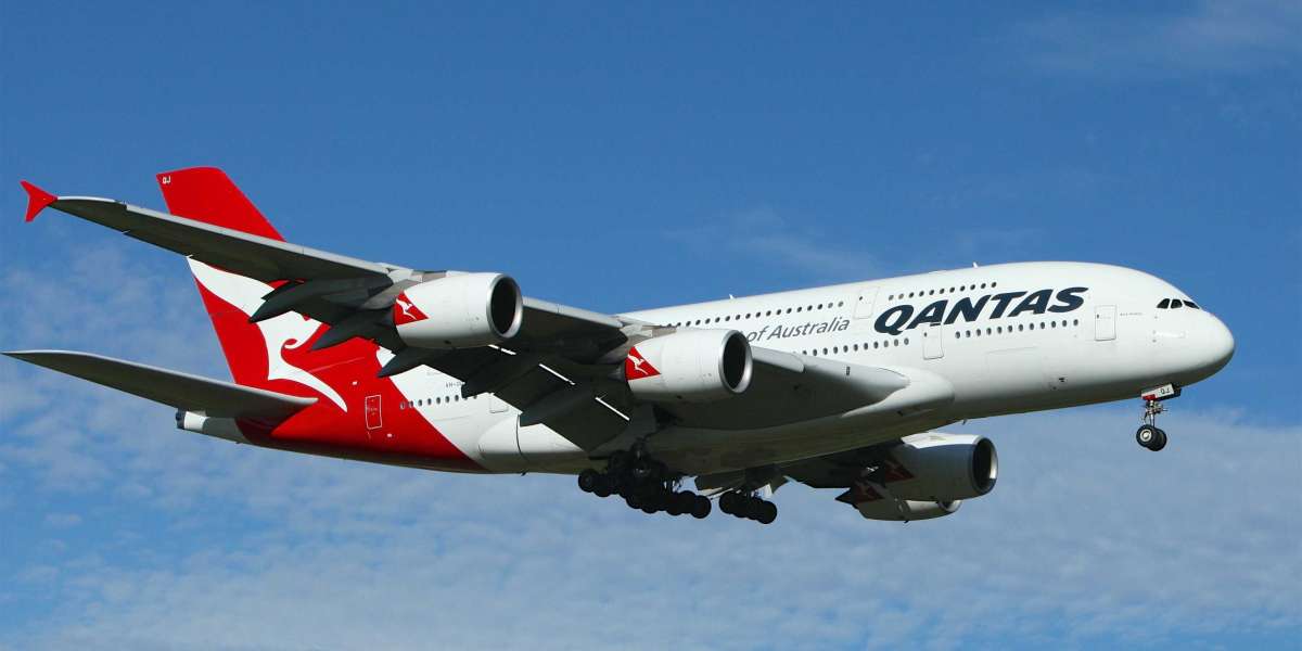 Qantas Airways Flights: How to Book, Manage, and Check-in Online