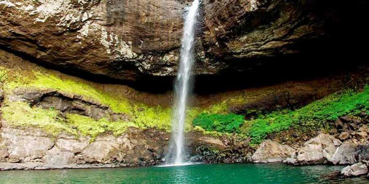 Devkund Waterfall Trek - Best Waterfall For Weekend Holidays