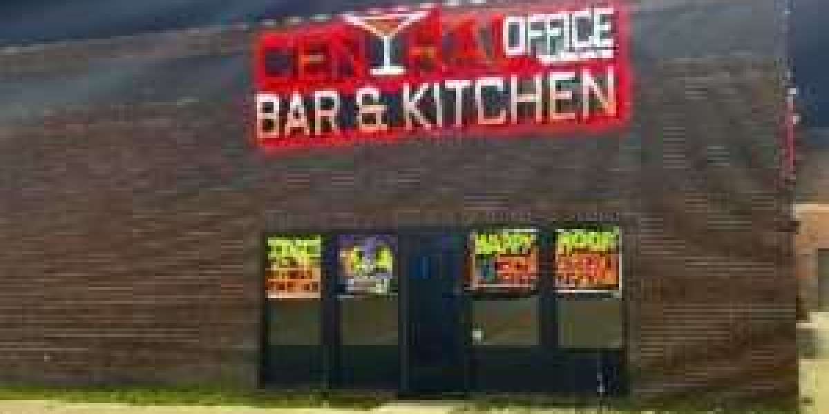 Central Office Bar & Kitchen: Nearest Sports Bar & Kitchen in Bedford