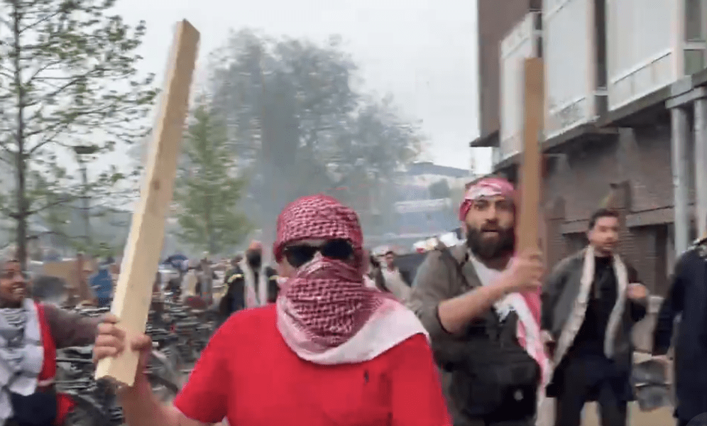 Armed Muslim 卍 Migrants in Amsterdam Beat Jewish and Pro-Israel Students - Geller Report