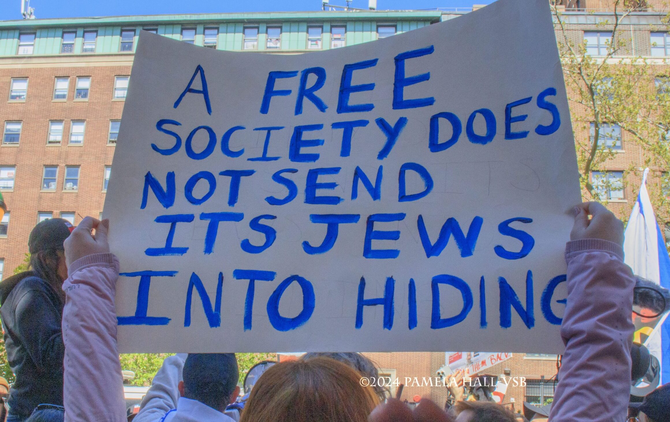 "BRING HOSTAGES HOME NOW!" DEFYING Columbia University's Antisemitism - Geller Report